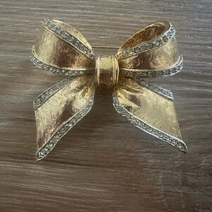 Vintage Bow Gold Tone Brooch Signed